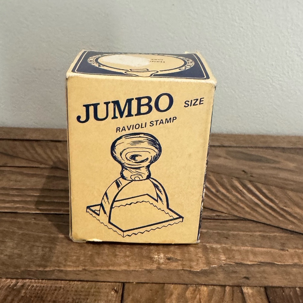 Vintage Jumbo size Ravioli Stamps Original box Made in Italy Kitchen Gadget